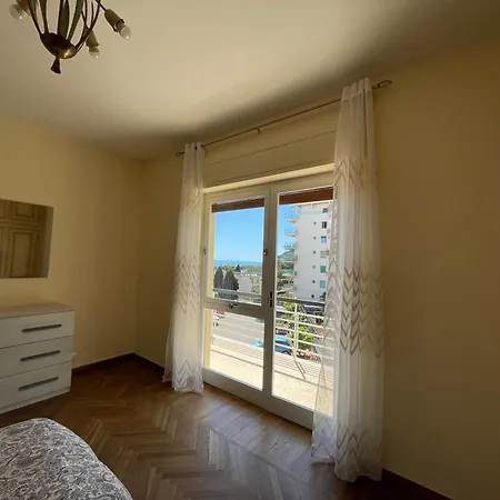 La Dalia Vista Mare Apartment *