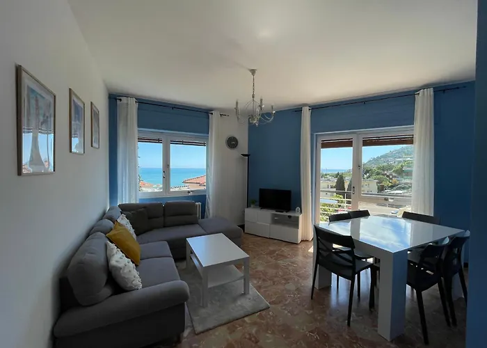 Апартаменты La Dalia Vista Mare